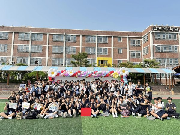 鳳西國中締造國際交流新紀錄 與韓國南倉中學友誼長存