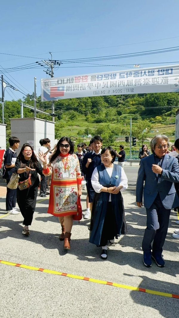 鳳西國中締造國際交流新紀錄 與韓國南倉中學友誼長存