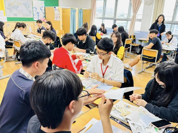 鳳西國中締造國際交流新紀錄 與韓國南倉中學友誼長存