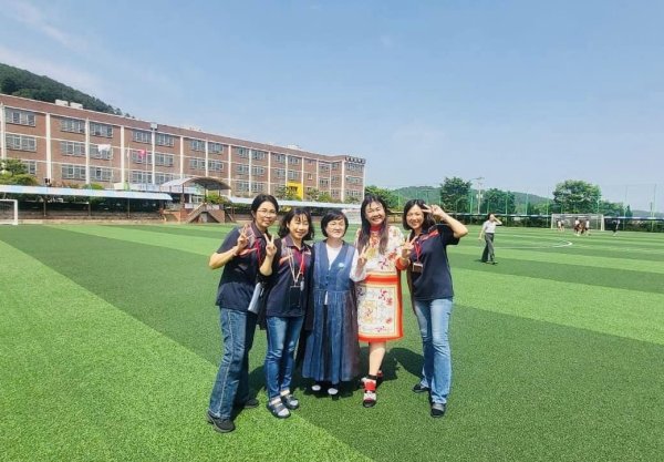 鳳西國中締造國際交流新紀錄 與韓國南倉中學友誼長存