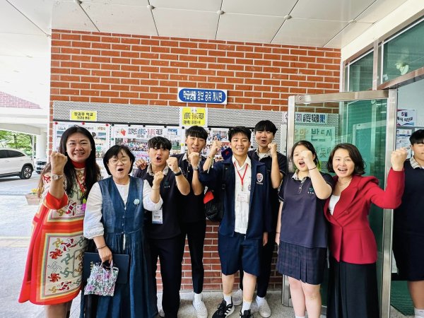 鳳西國中締造國際交流新紀錄 與韓國南倉中學友誼長存