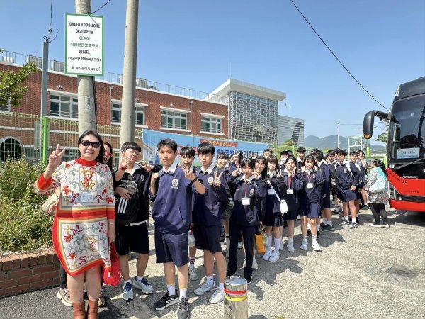 鳳西國中締造國際交流新紀錄 與韓國南倉中學友誼長存