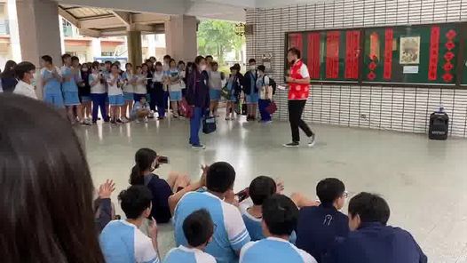 疫情減緩！鳳西國中本土語猜燈謎快閃活動即興登場